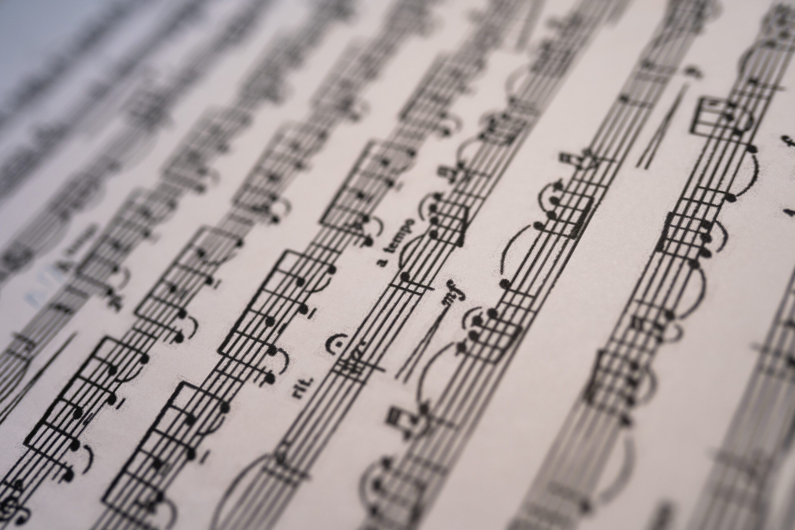 תווים על מחברת